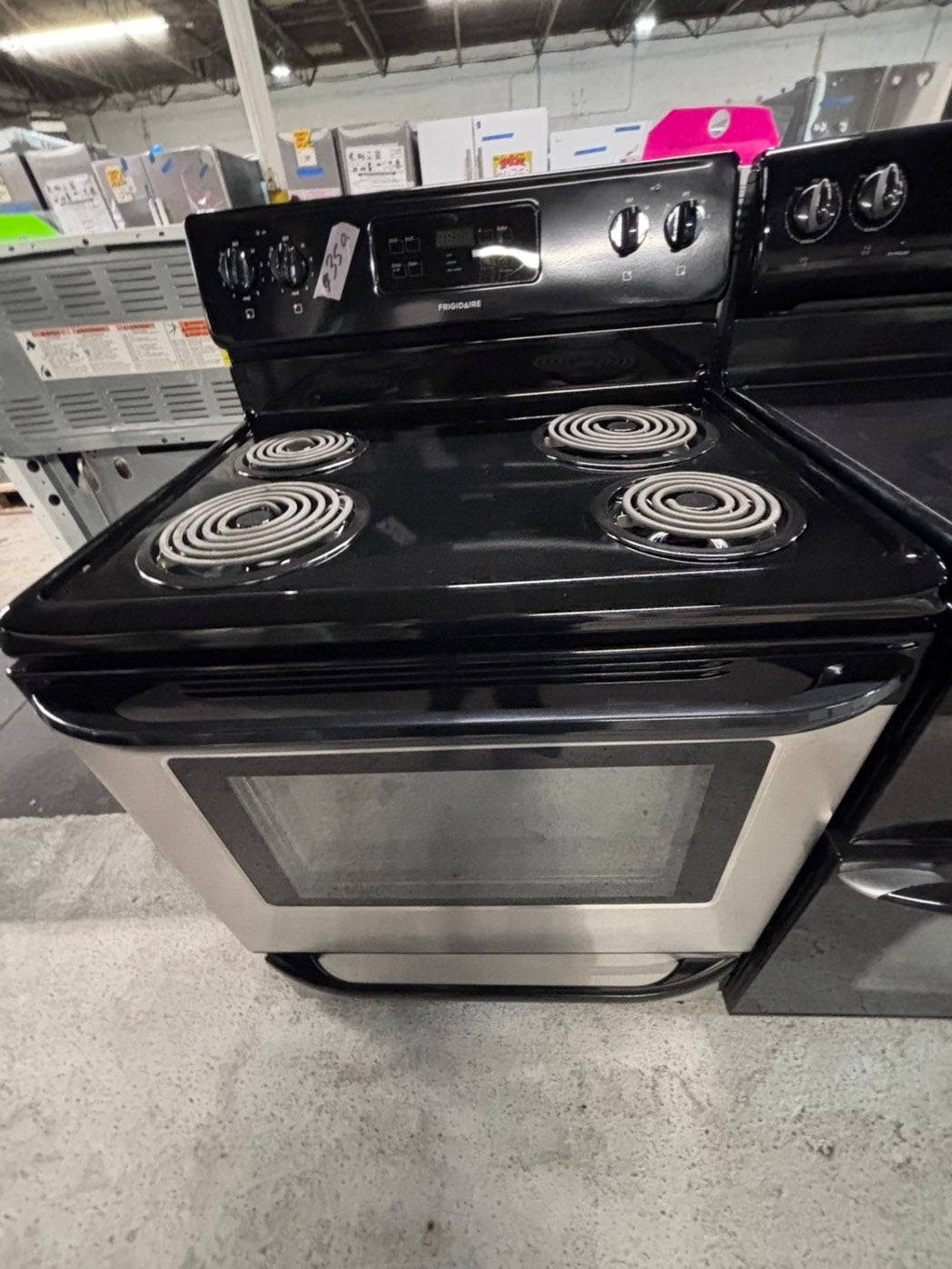 >*frigidaire stainless steel & black electric coil top range coil 220v bake /Broil 4 burner used-Refurbished  great condition 30" #ESZ5Z1B