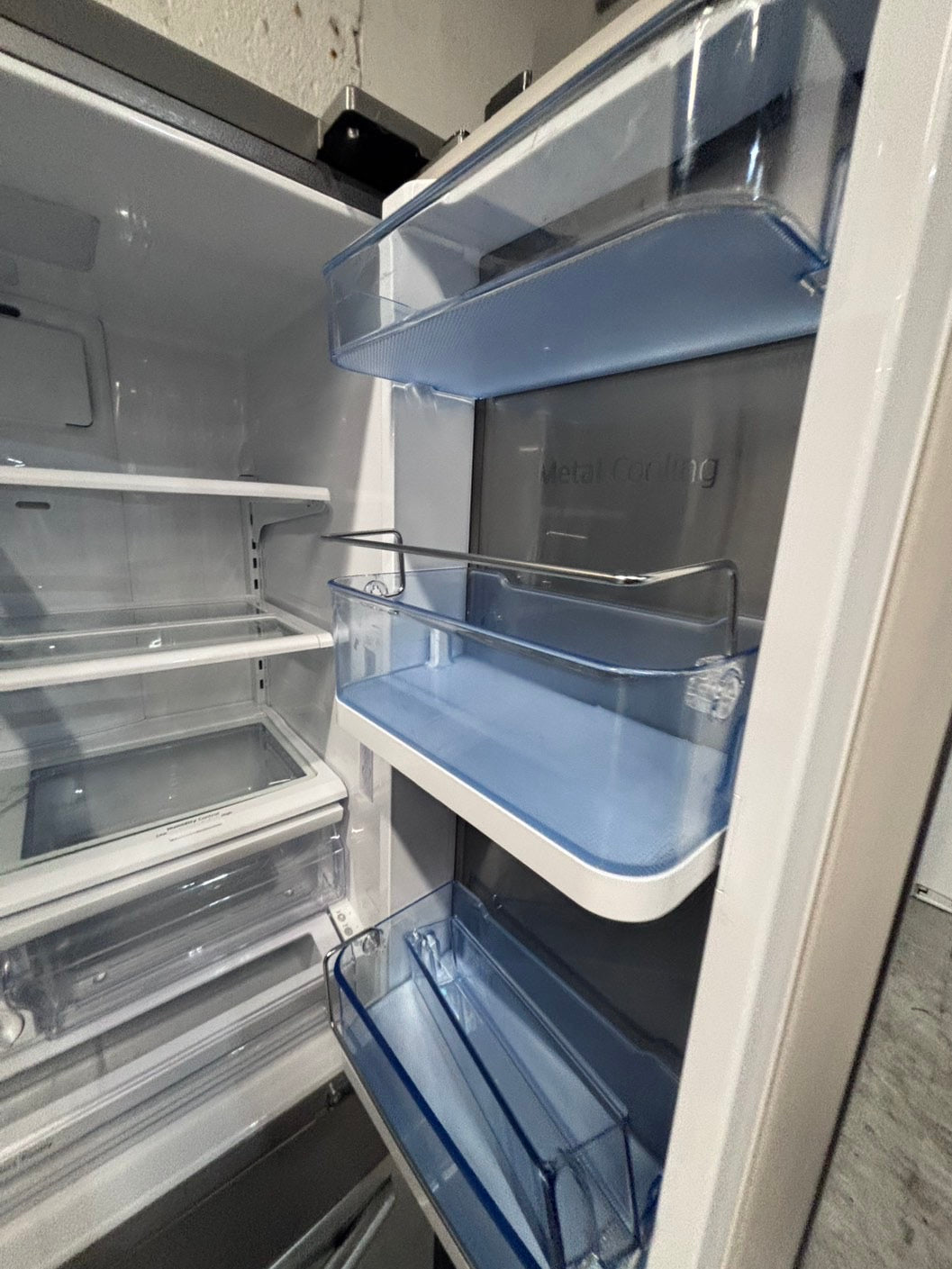 >*36”samsung counter depth French doors  fridge  stainless steel (ice maker & water doesn’t work) doesn’t affect on the others functions. 36” #SA24MAB