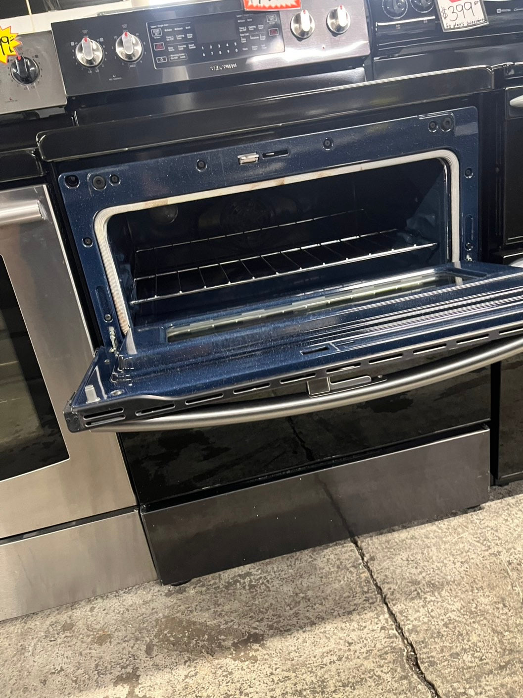 Samsung 5.9 cu. ft. Flex Duo black Stainless Steel Electric Range 30” #ERSM230B