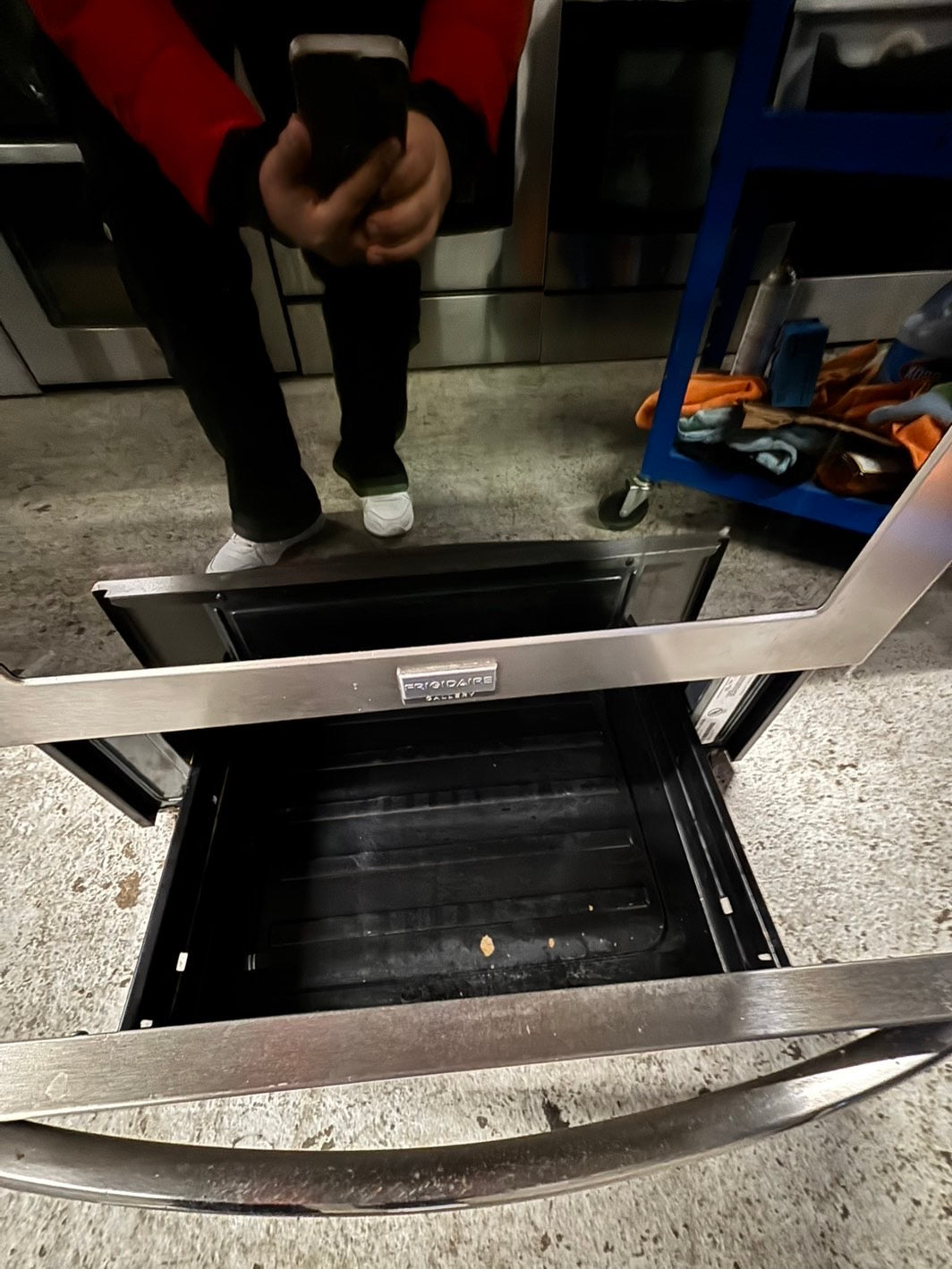 *Frigidaire glass top electric range 220v 5 burner convection oven -warm zone bake broil self clean Refurbished stainless steel fast boil 30" #EE3F1CB