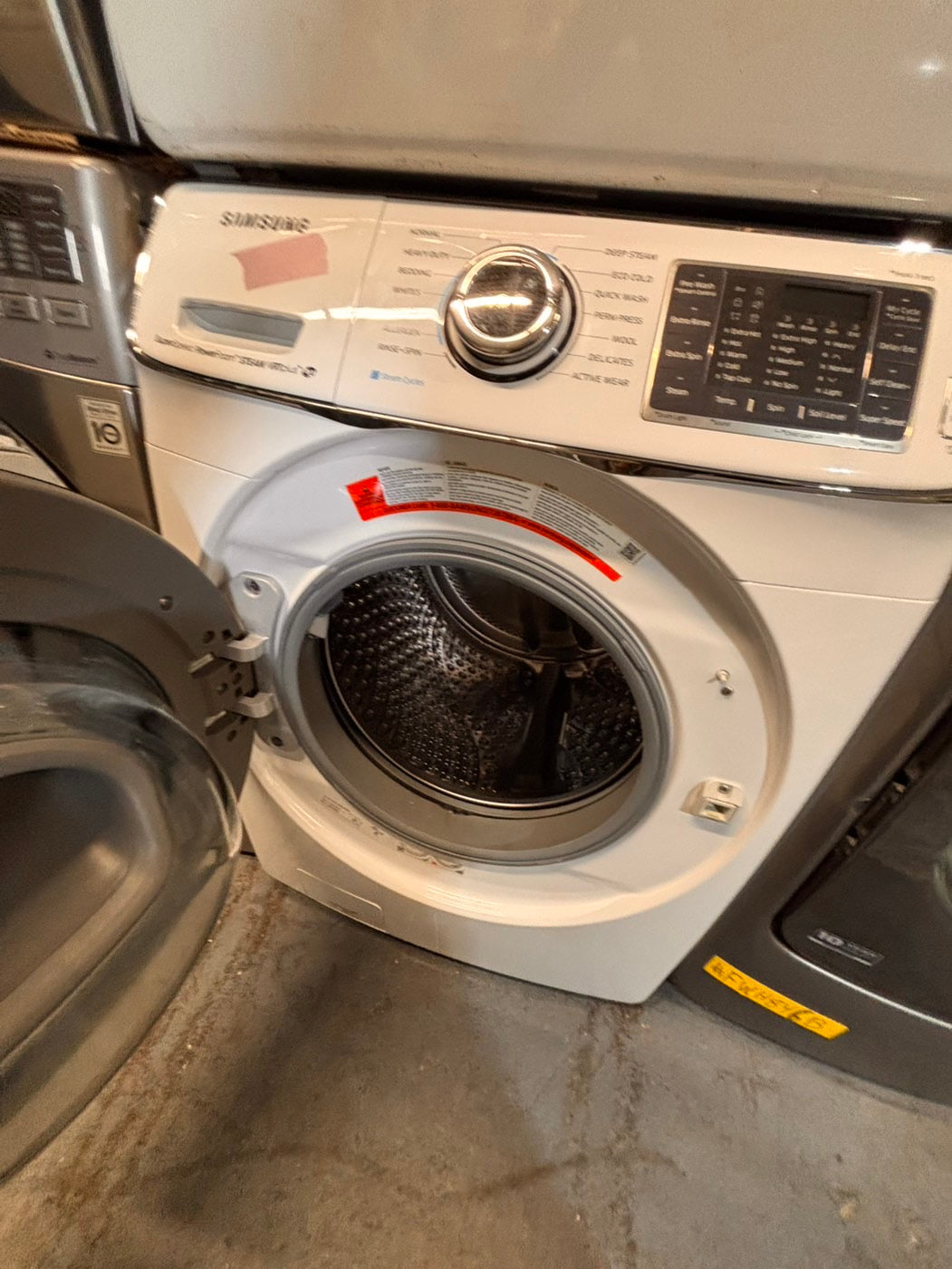 >*Samsung steam add wash-washer 4.5 cu ft & dryer 7.5 cu ft set electric steam 220v front load stackable or side by side - sensor dry white color   #WD698SET
