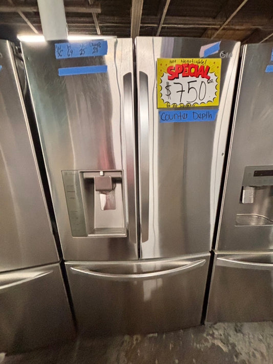 >sale🔥LG  French door Refrigerator counter depth stainless steel w/ ice water dispenser great condition 36" used-refurbished #KVAW24B