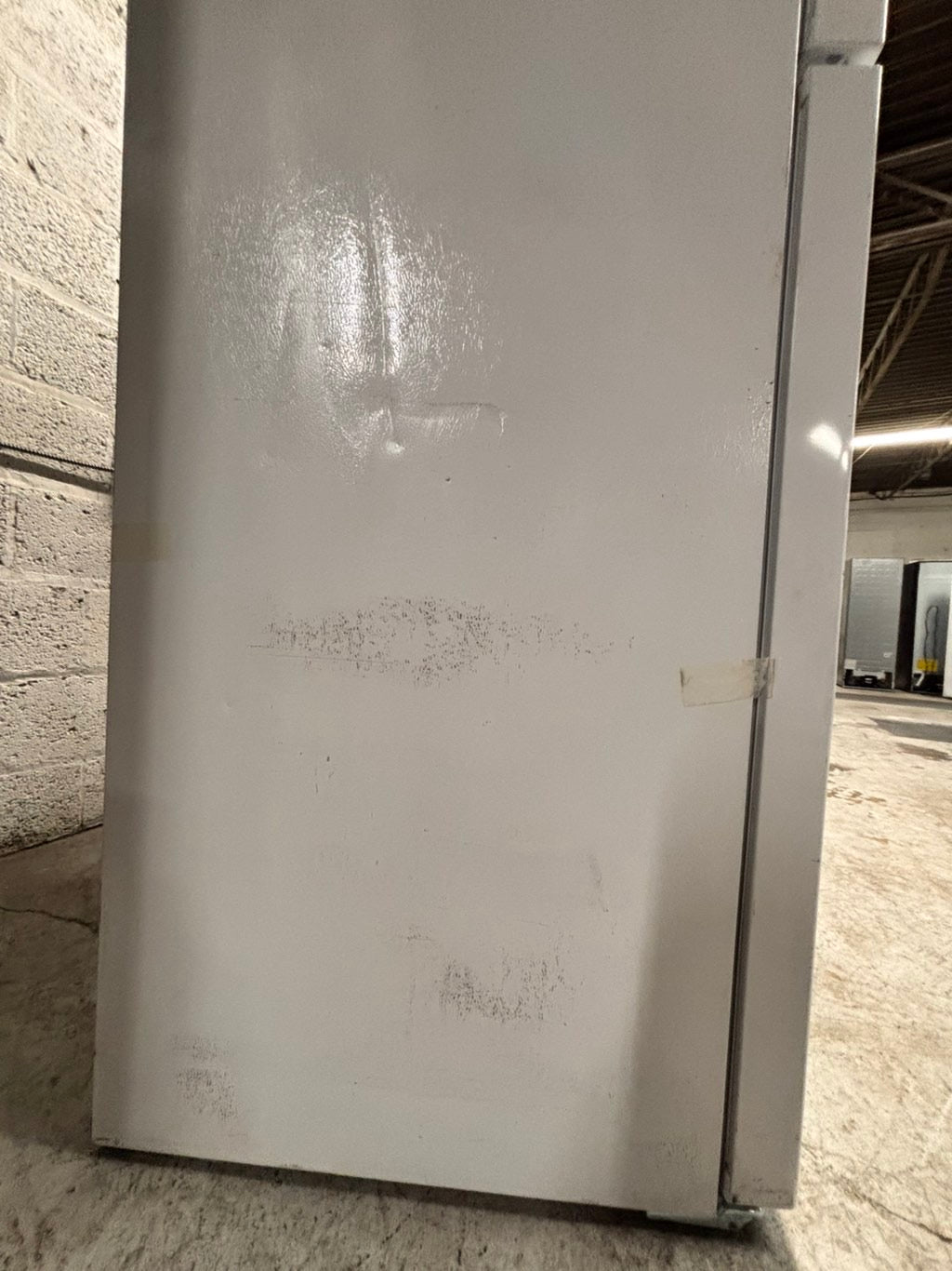 >Open box 📦 New S/d -Frigidaire
30” in. Top Freezer Refrigerator in white color  #RFW99B